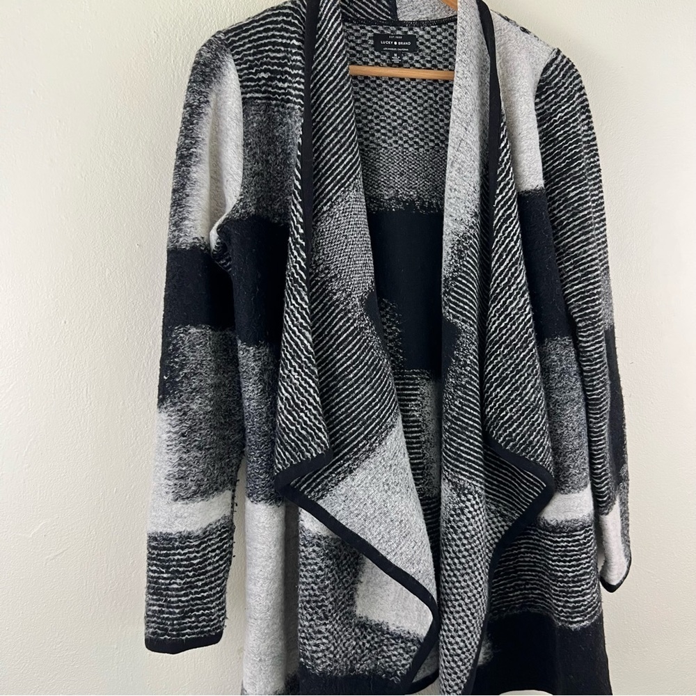 Cozy Draped Open Front Waterfall Black White Color Block Cardigan Women Size M - Picture 3 of 15